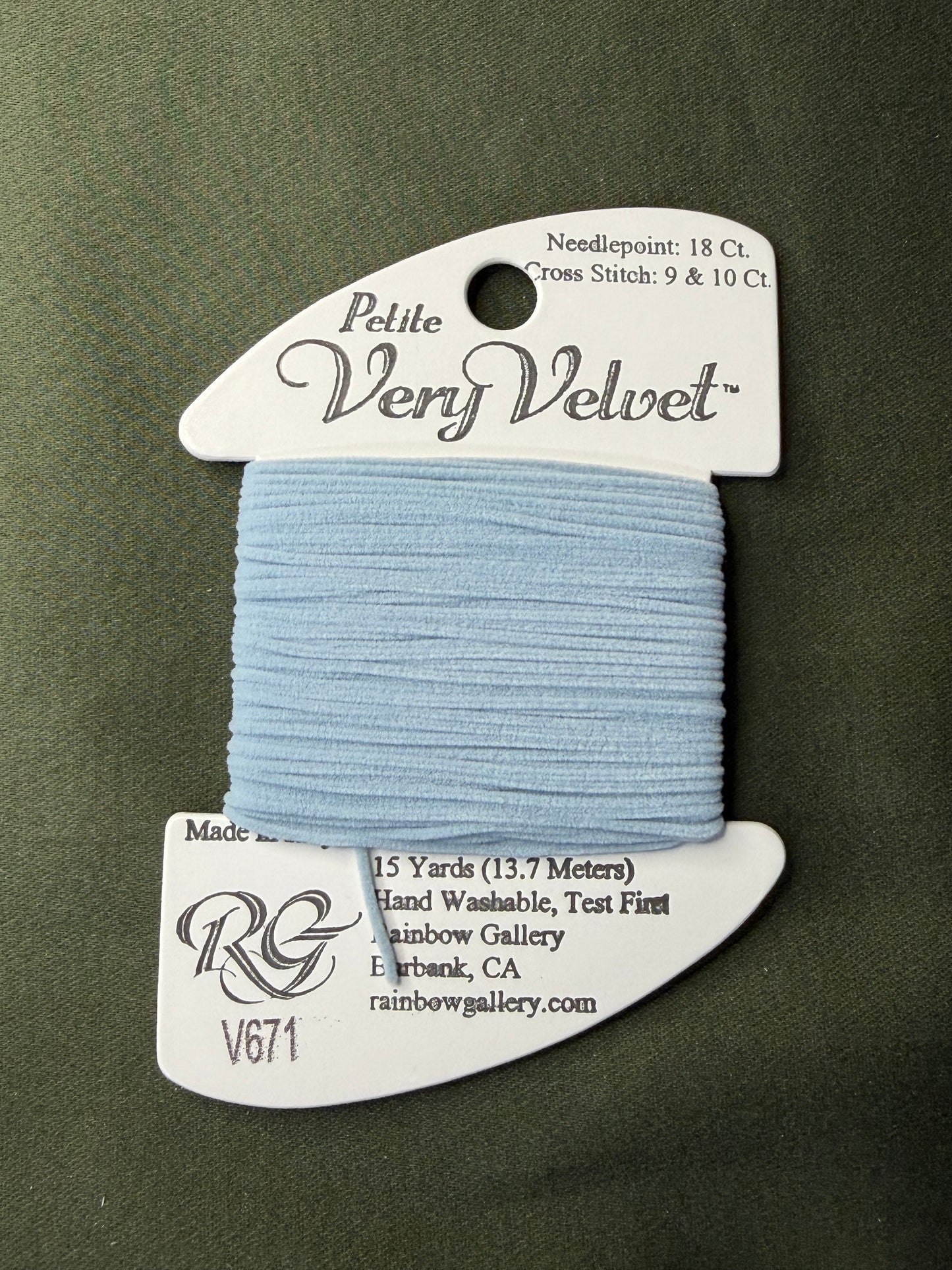Pet V-Velvet V671-Powder Blue