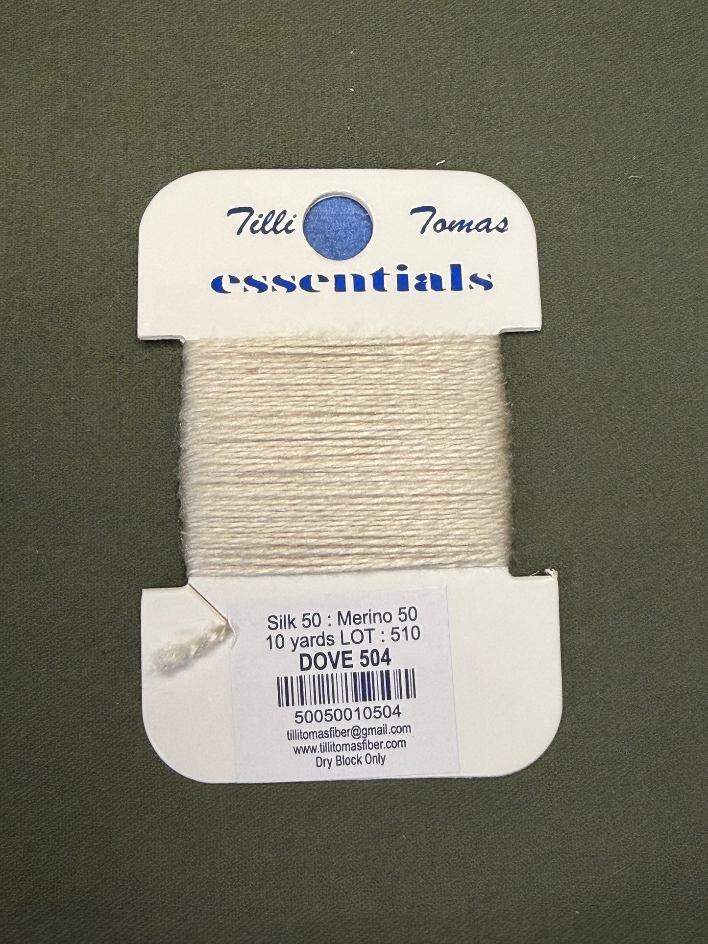 Essentials Card 504 Dove