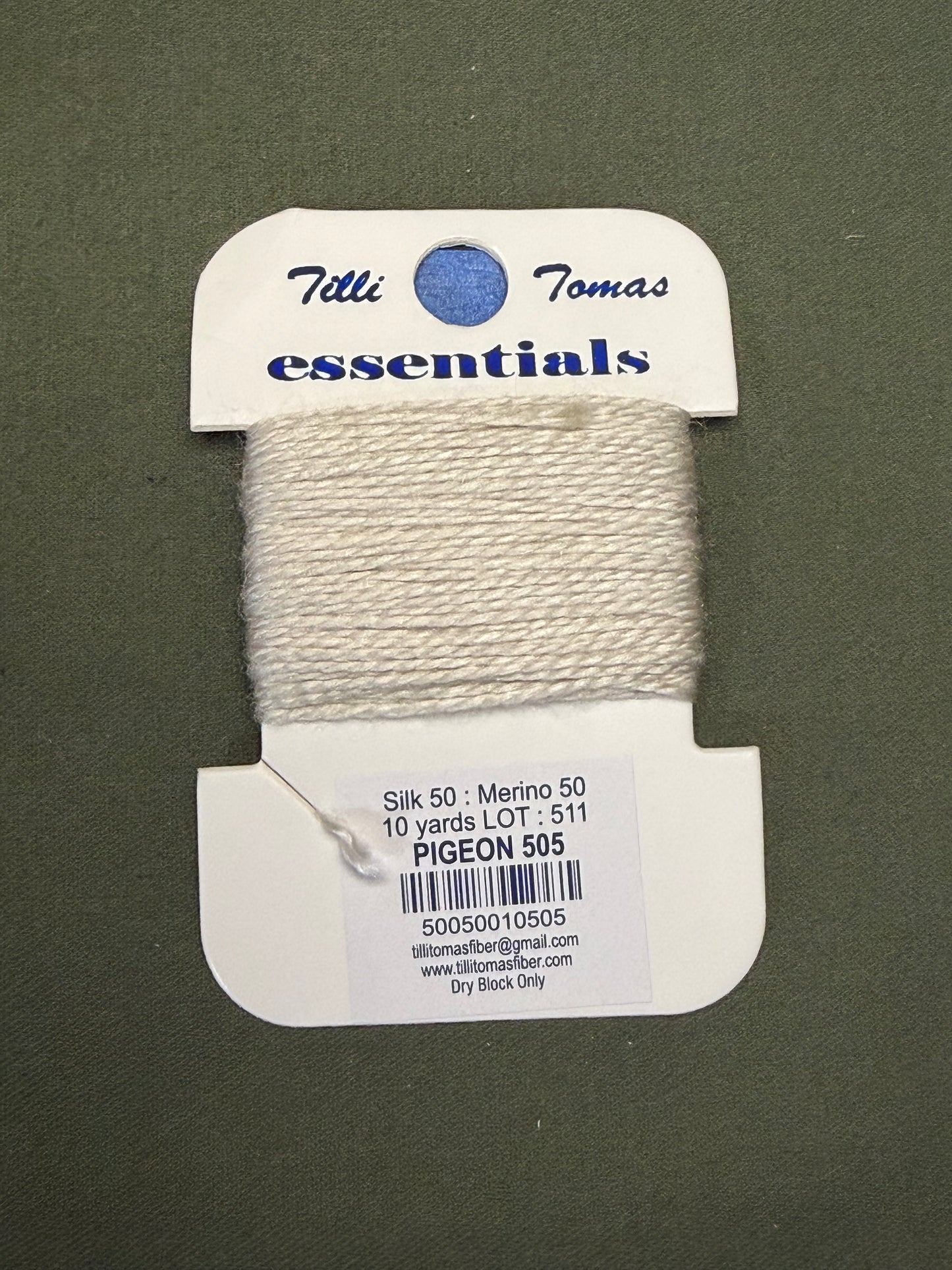 Essentials Card 505 Pigeon