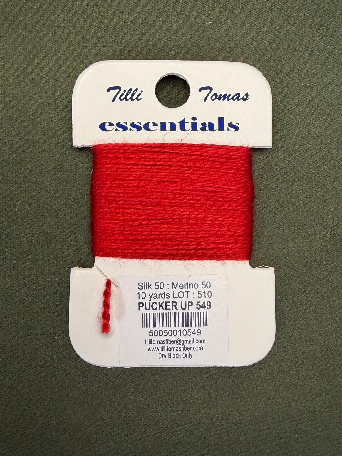 Essentials Card 549 Pucker Up