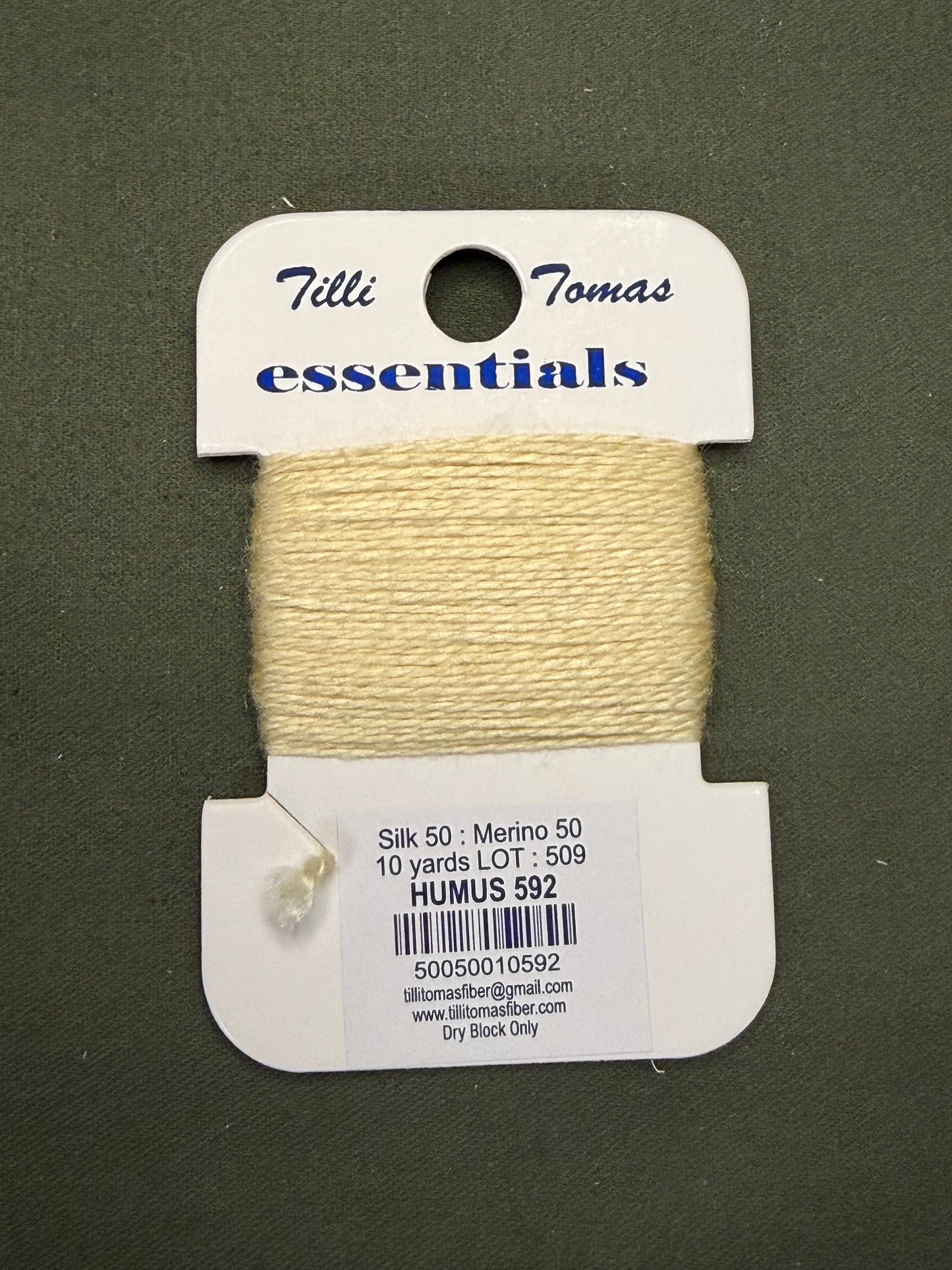 Essentials Card 592 Humus