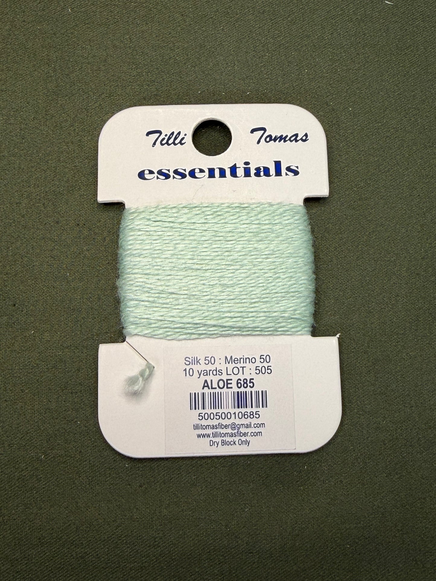 Essentials Card 685 Aloe