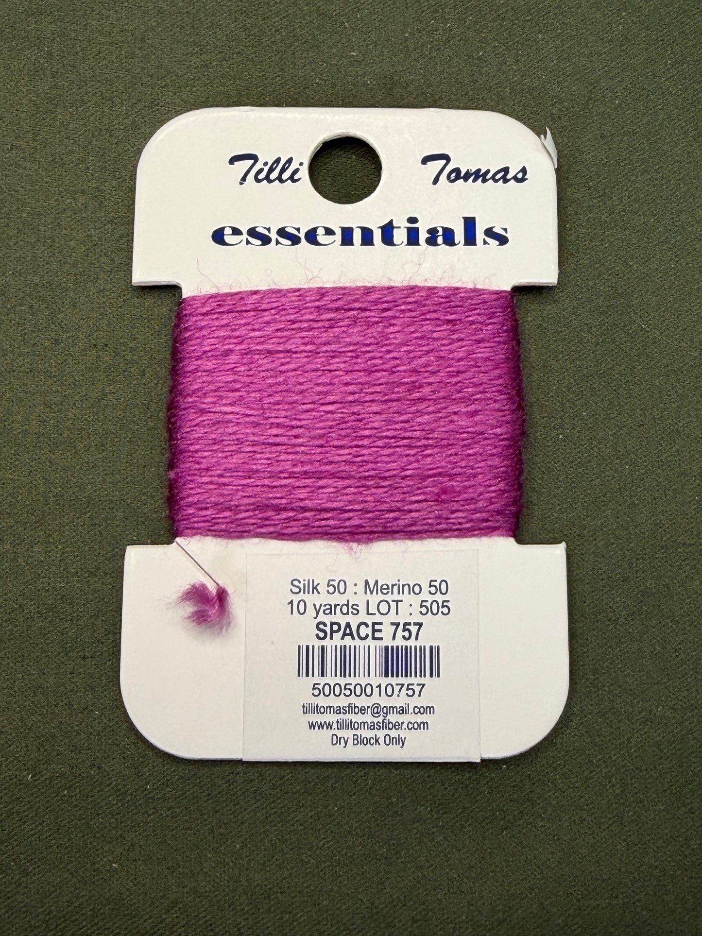 Essentials Card 757 Space
