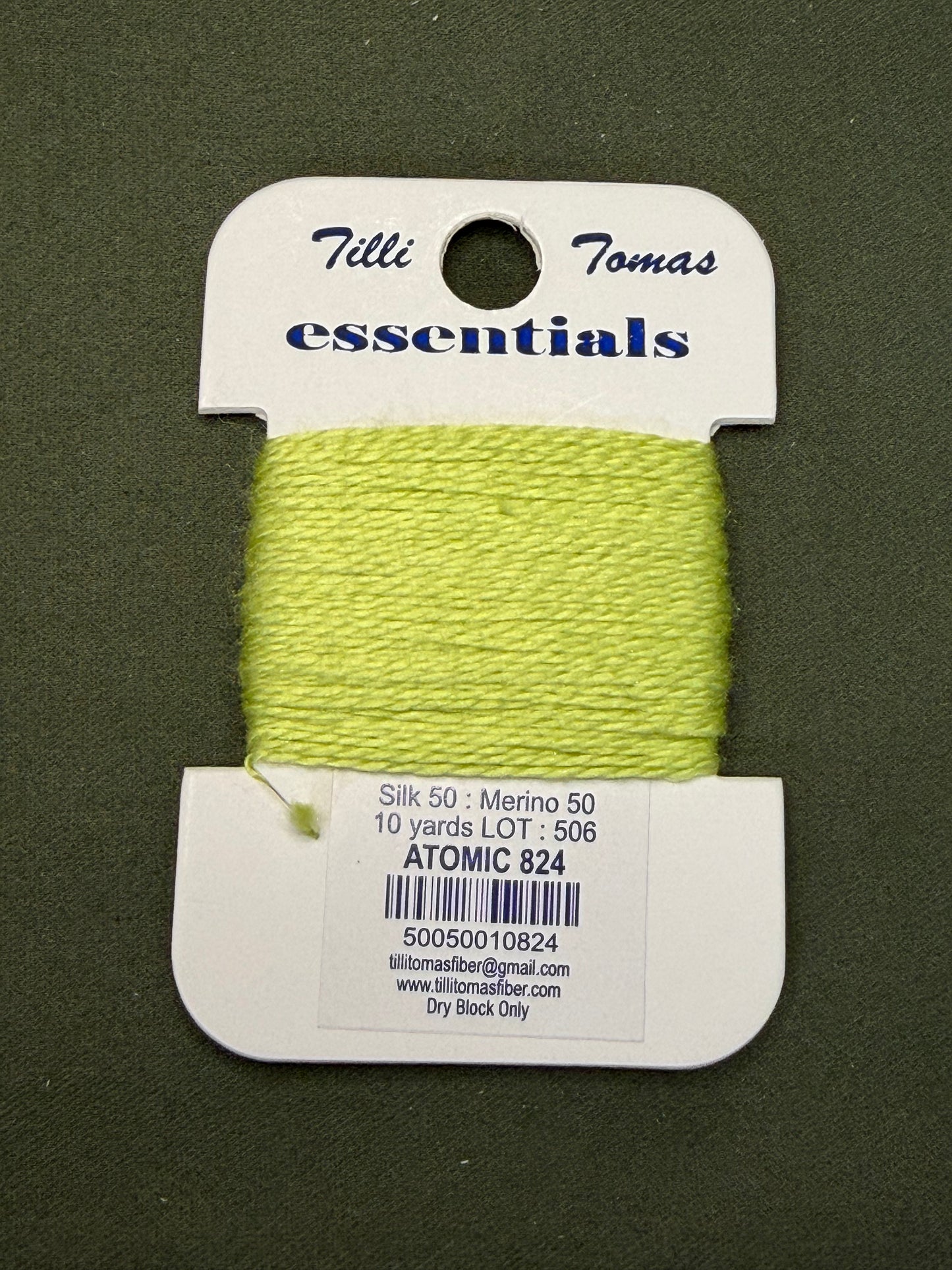 Essentials Card 824 Atomic