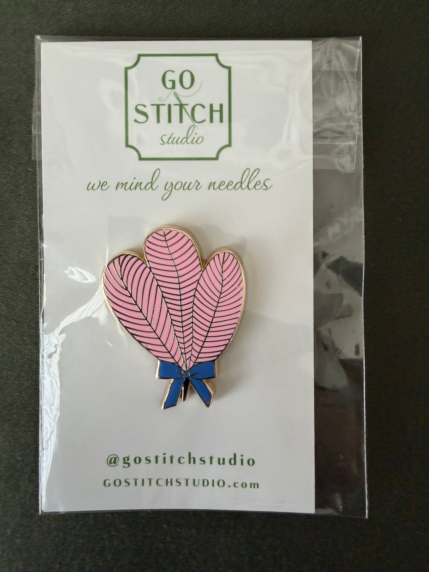 Pink Ostrich Feather Fan Needleminder