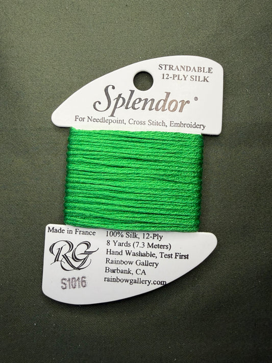 Splendor S1016-Med C'Mas Green