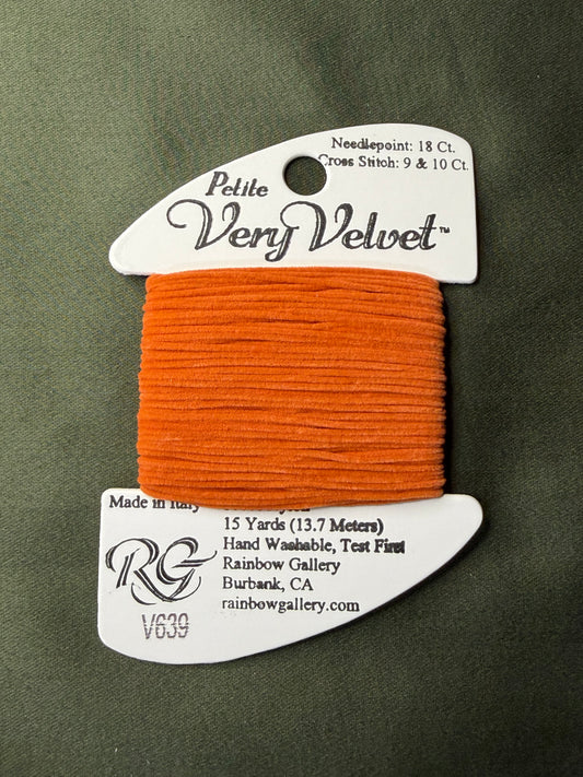 Pet V-Velvet V639-Dk Teracotta