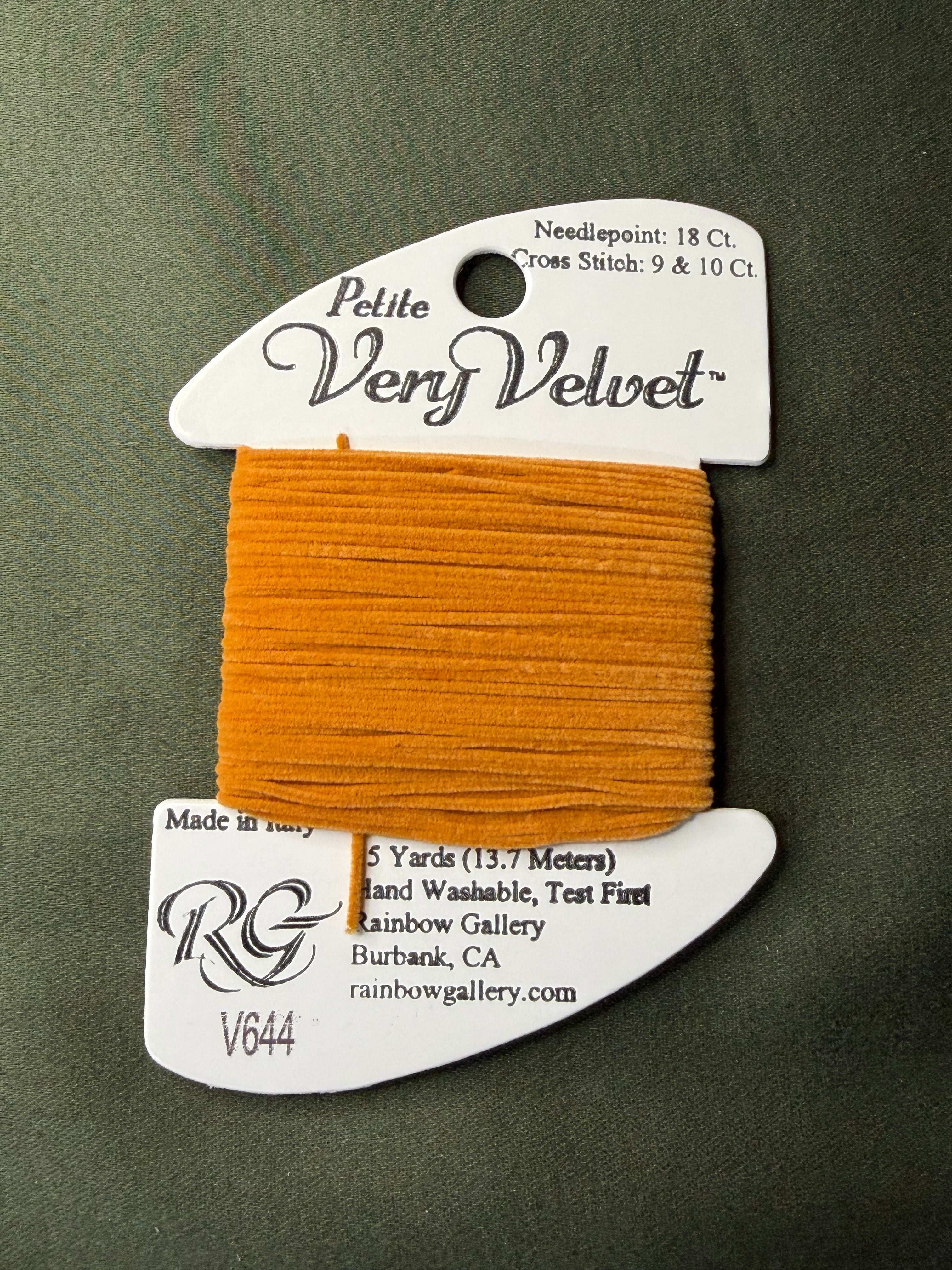 Pet V-Velvet V644-Lt Gold Brwn