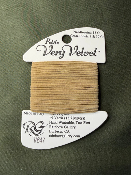 Pet V-Velvet V647-Med Beige