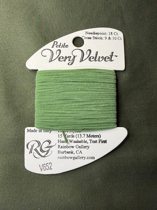 Pet V-Velvet V652-Hunter Green