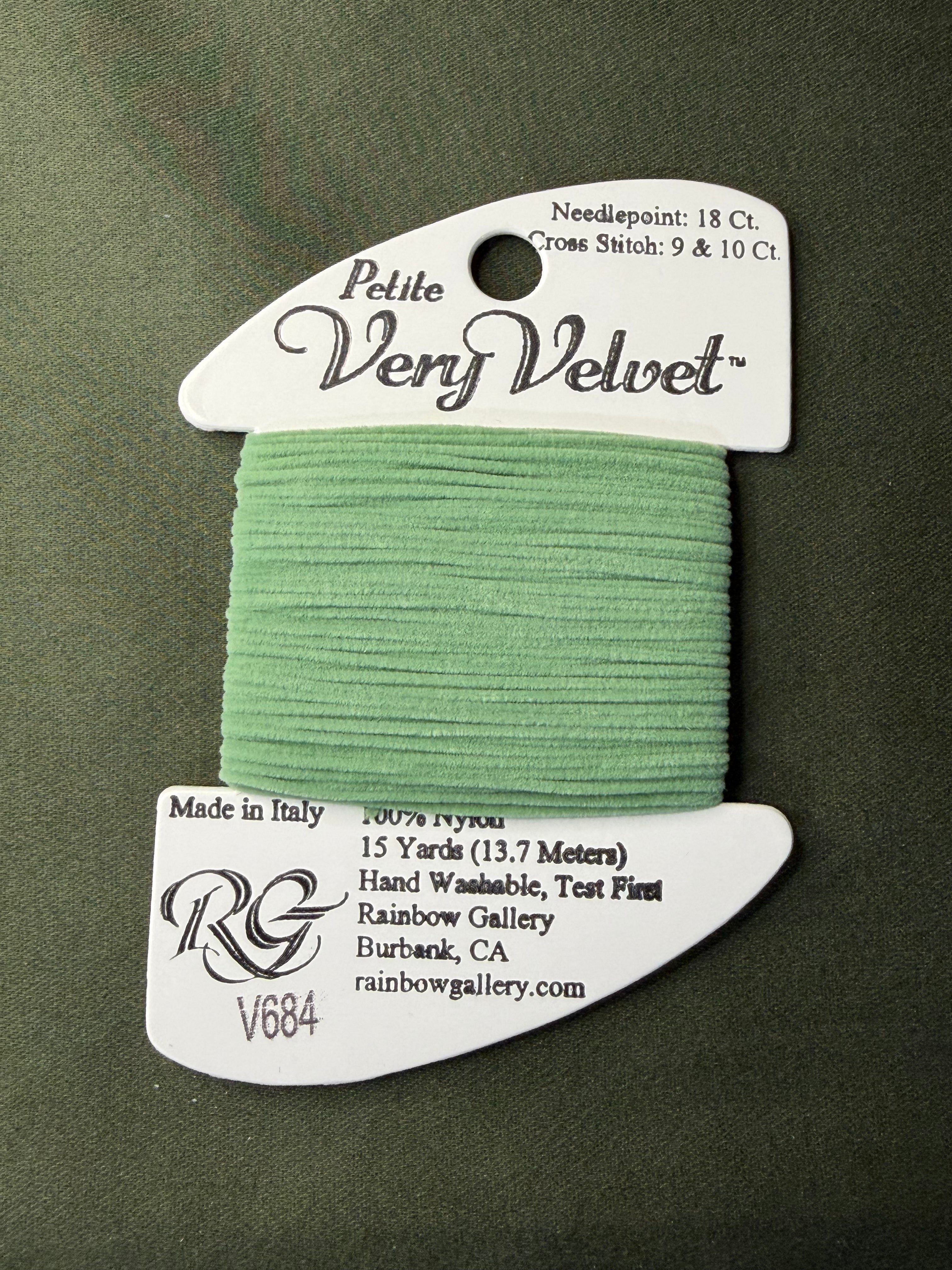 Pet V-Velvet V684-Pistachio