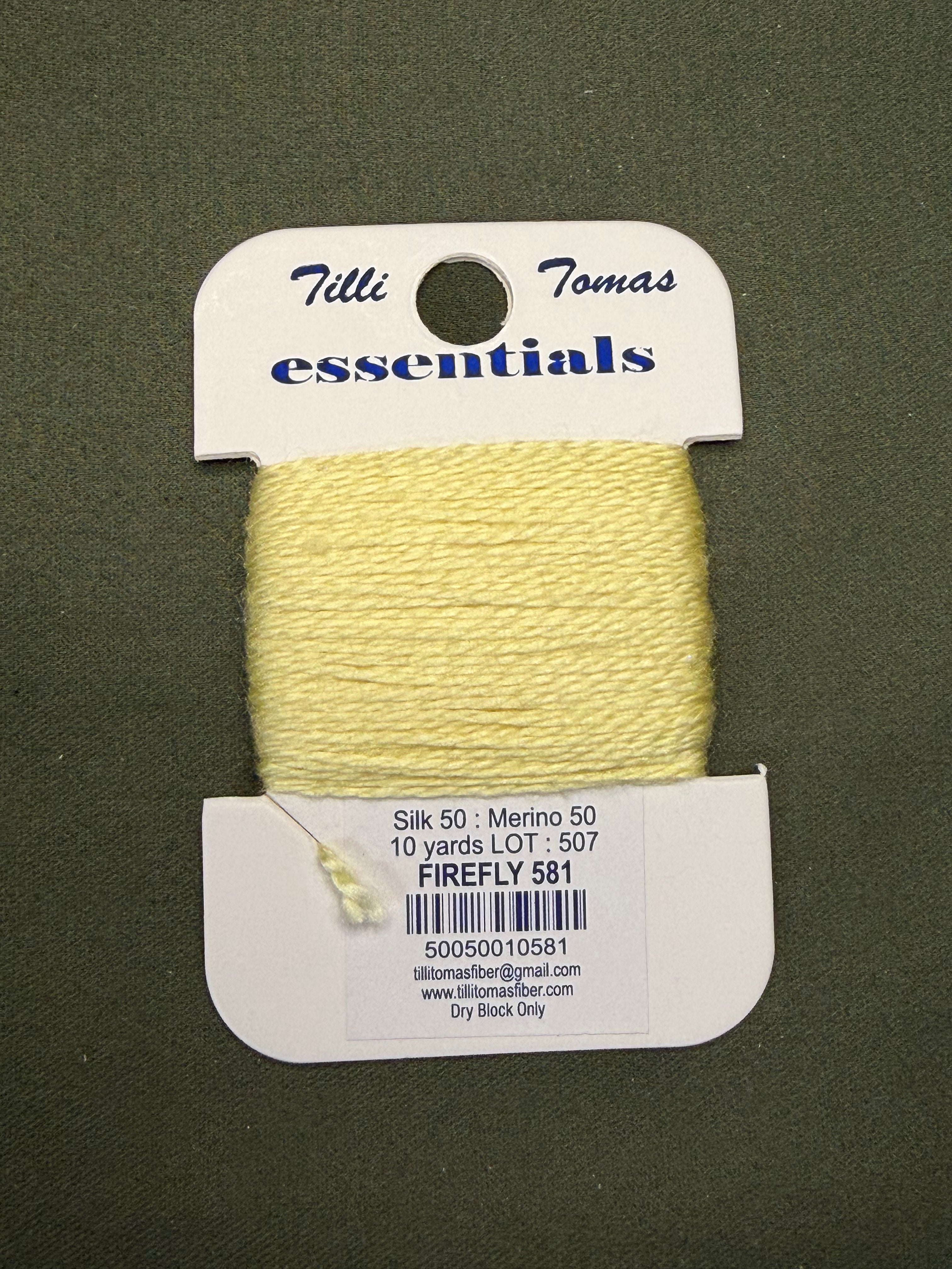Essentials Card 581 Firefly