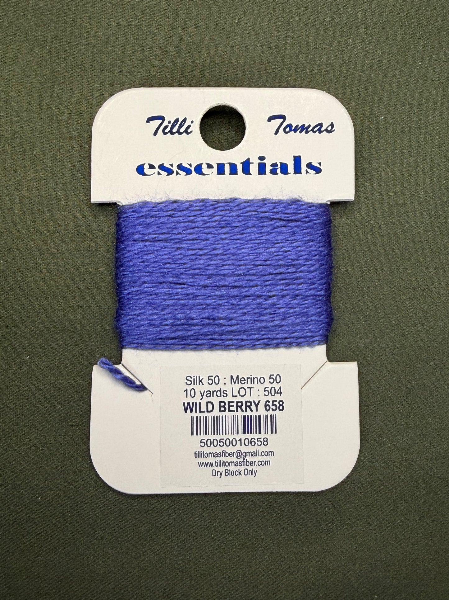 Essentials Card 658 Wild Berry