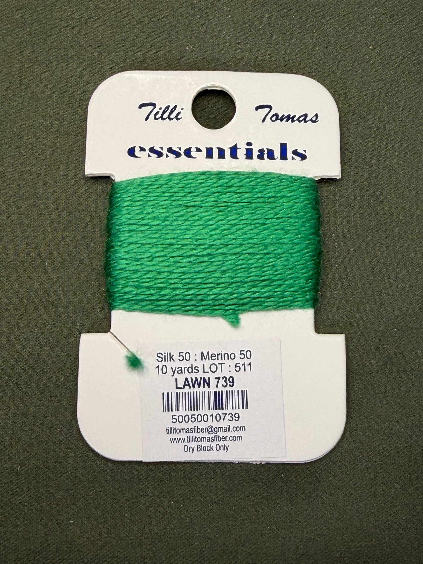Essentials Card 739 Lawn