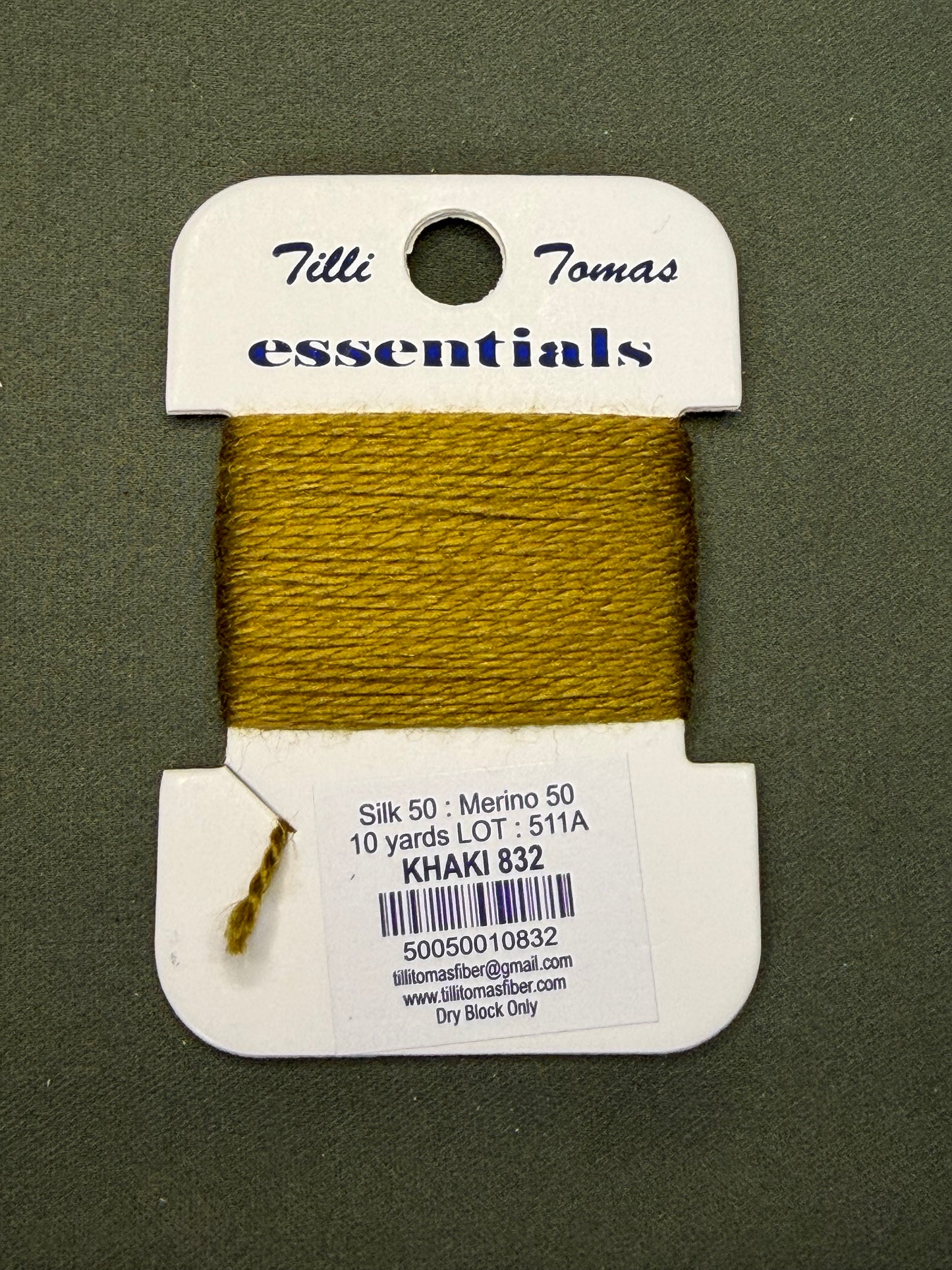 Essentials Card 832 Khaki