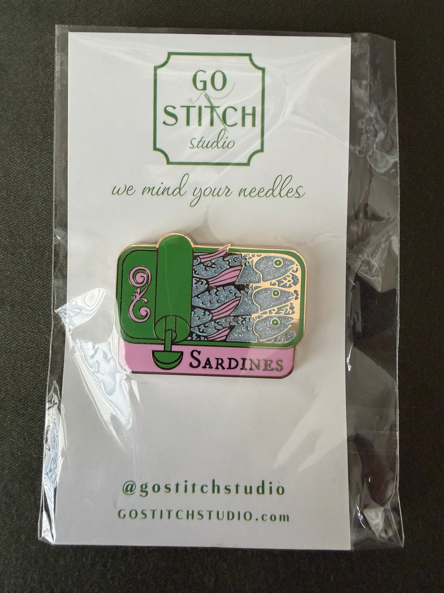 Pink and Green Sardine Can Needleminder