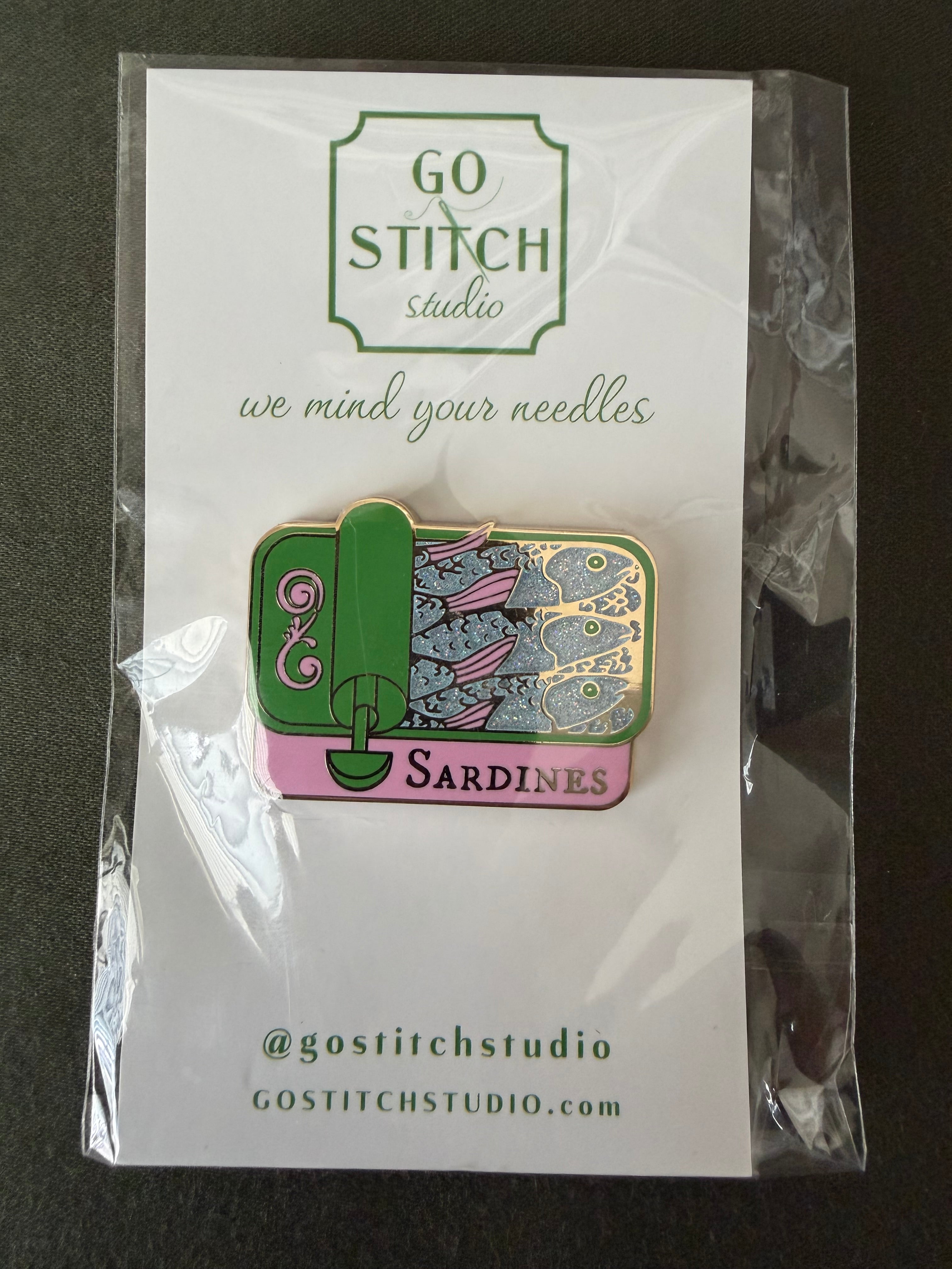Pink and Green Sardine Can Needleminder