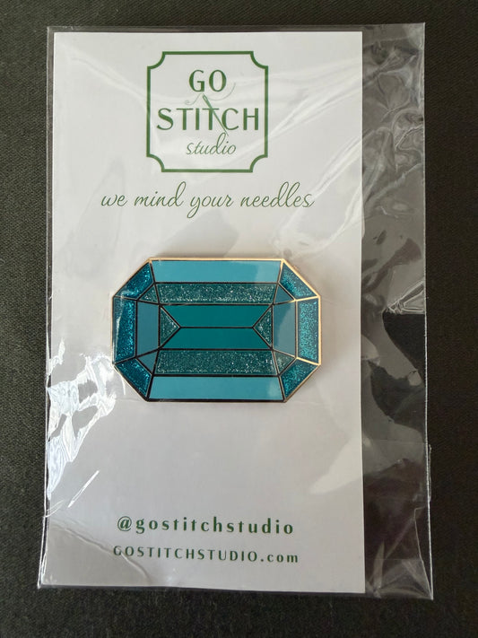 The Roosevelt Inspired Aquamarine Needleminder