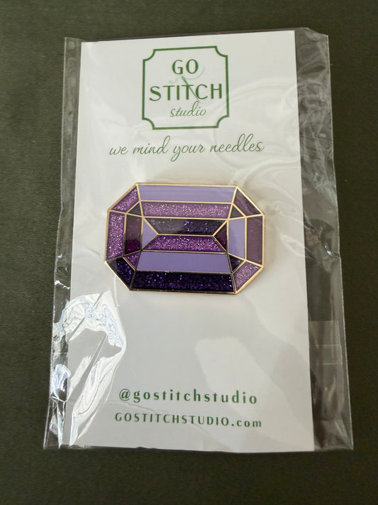 The Dutchess Amethyst  Needleminder